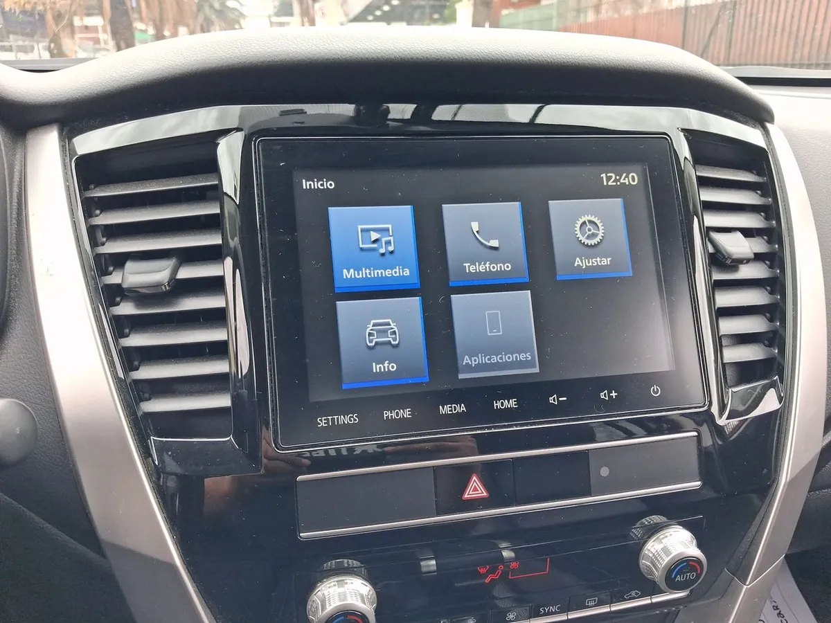 Mitsubishi Montero Sport 3.0 4x2 At 5p año 2025