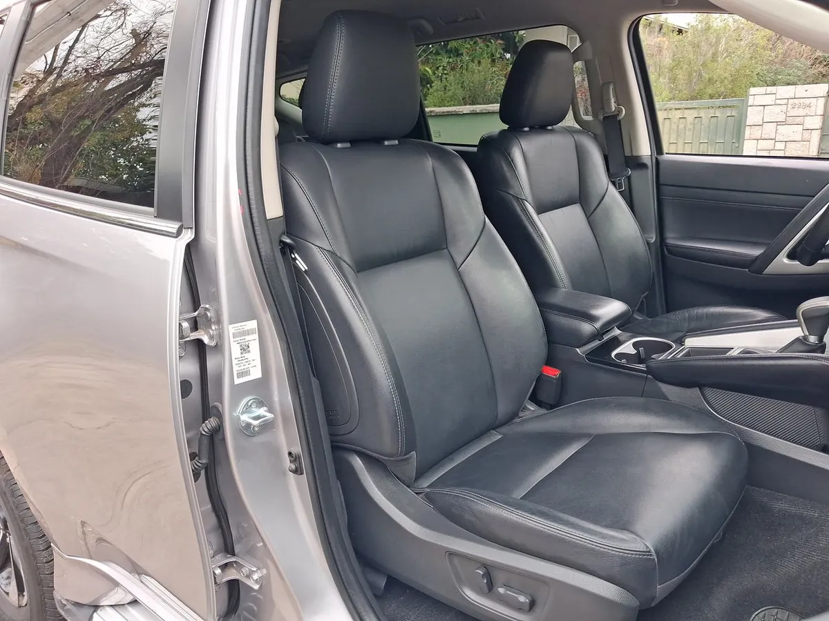 Mitsubishi Montero Sport 3.0 4x2 At 5p año 2025