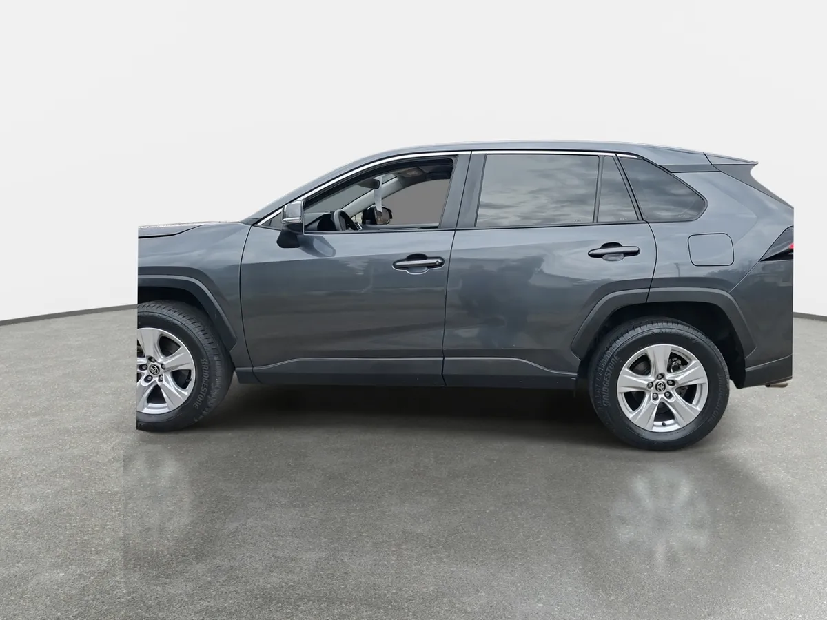 Toyota Rav 4 2.0 Le 4x2 Cvt At 5p año 2022