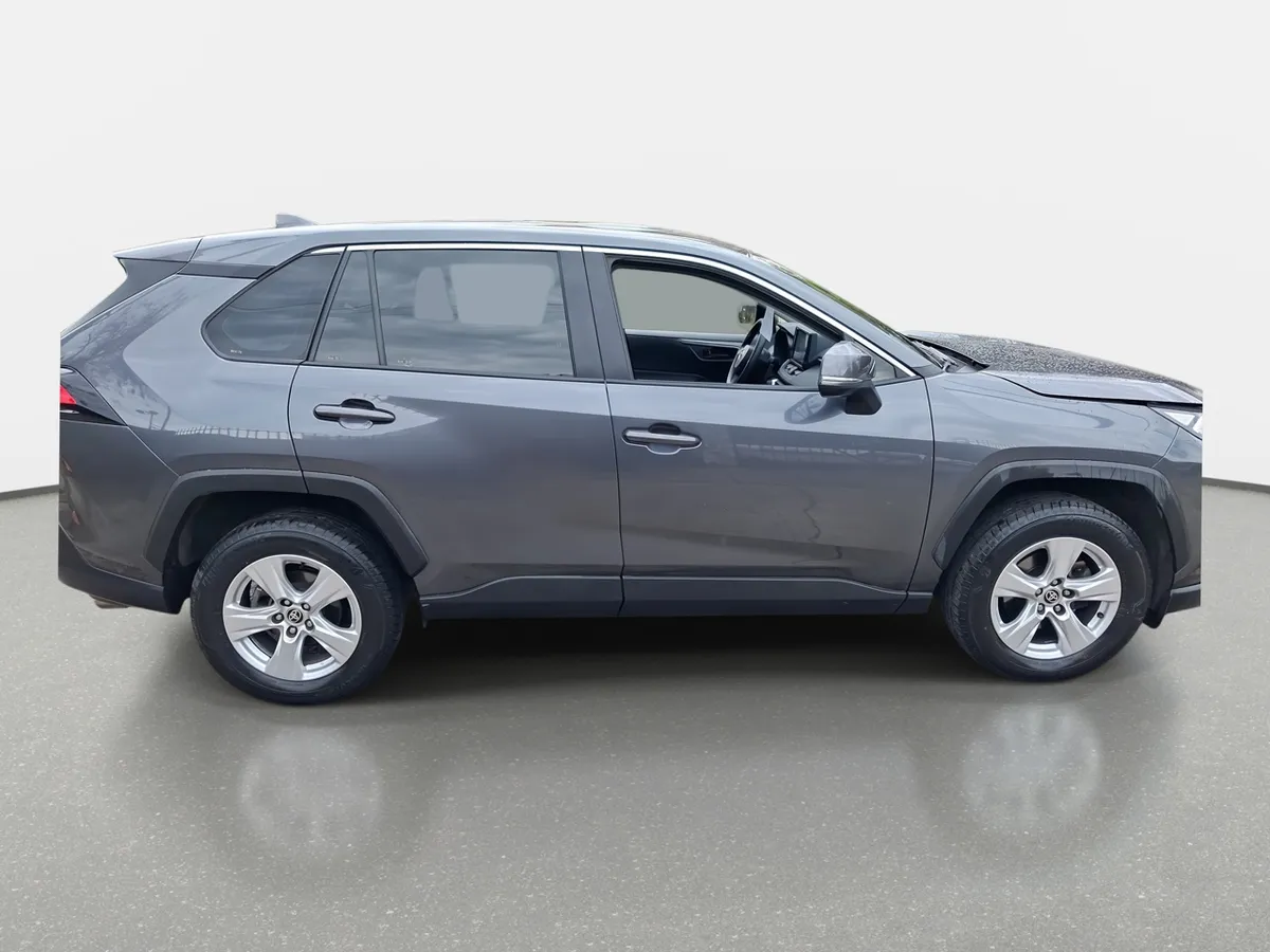 Toyota Rav 4 2.0 Le 4x2 Cvt At 5p año 2022