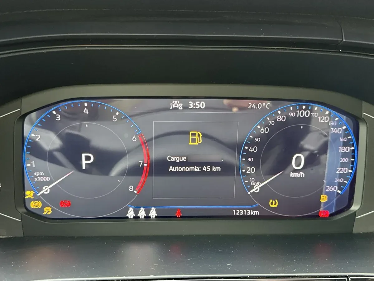 Volkswagen Taos 1.4 Tsi Comfortline 4x2 At 5p año 2026