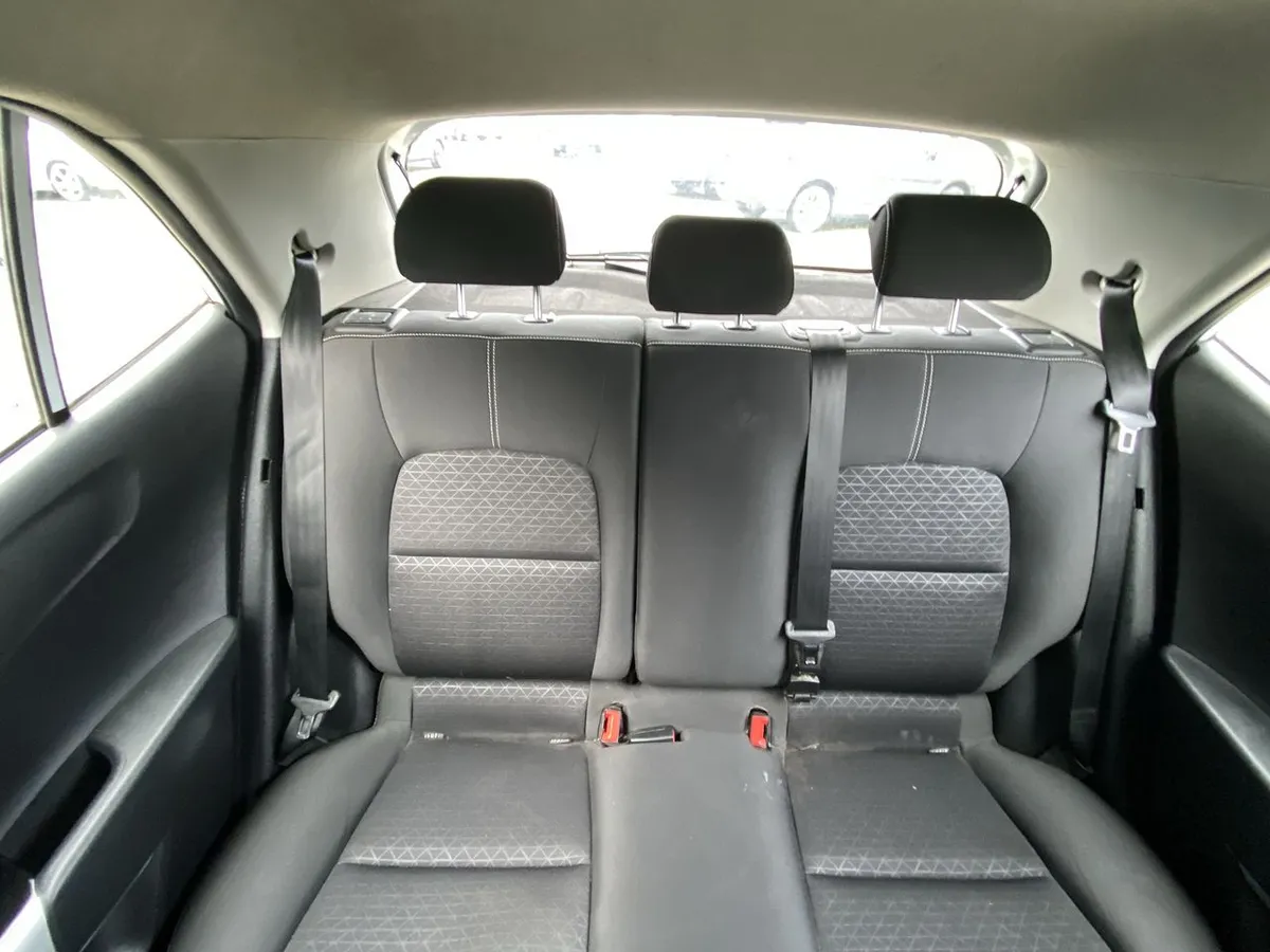Kia Morning 1.2 Ex 4x2 Hb Abs Ac 5mt 5p año 2023