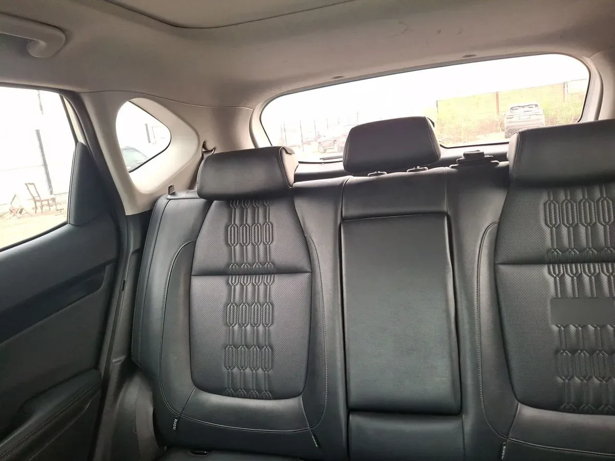 Kia Seltos 1.4t Gdi Ex Full 4x2 7dct At 5p año 2024