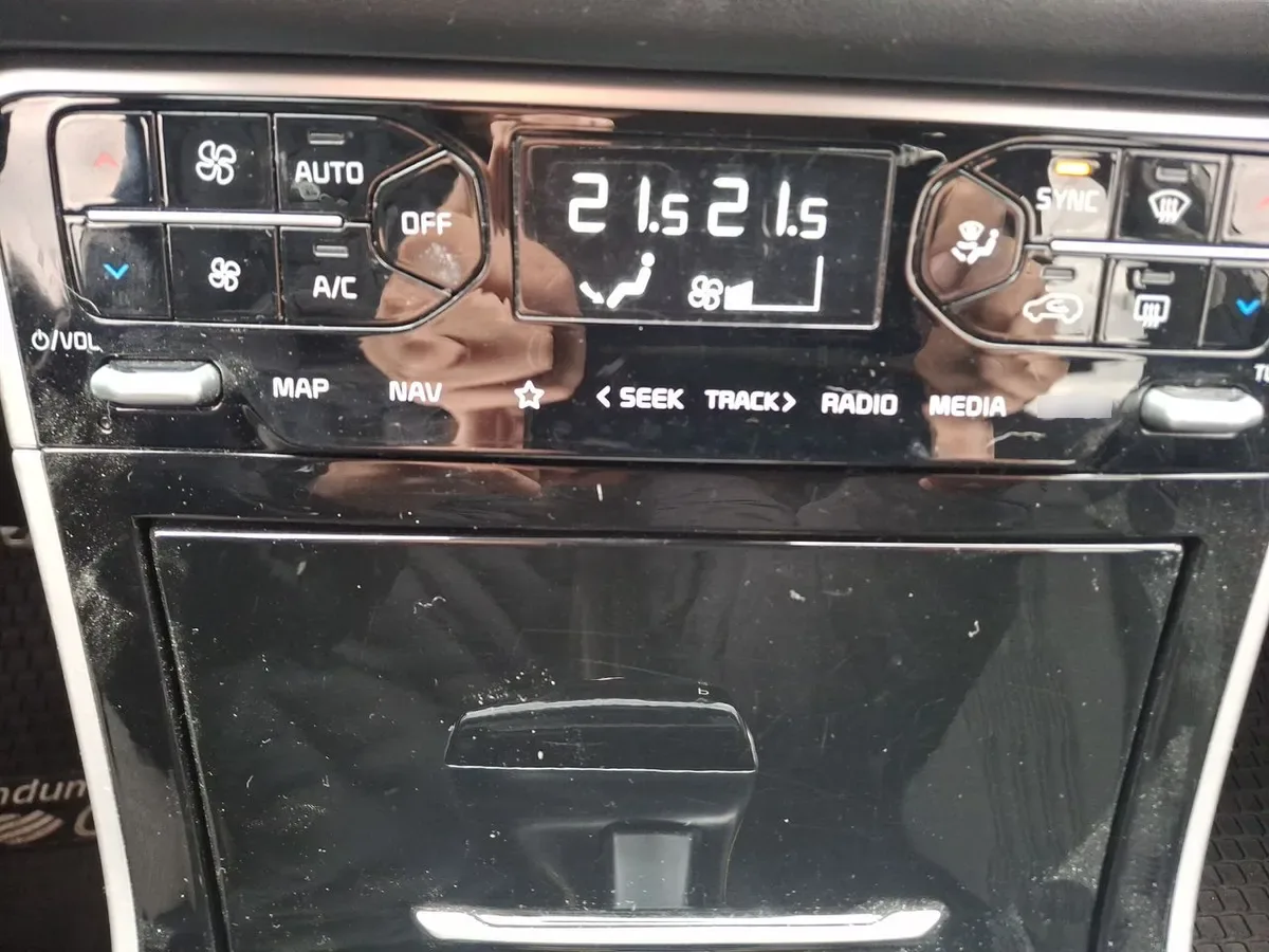 Kia Seltos 1.4t Gdi Ex Full 4x2 7dct At 5p año 2024