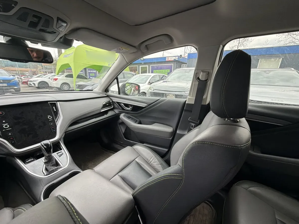 Subaru Outback 2.5i Field Edition Awd Cvt At 5p año 2024