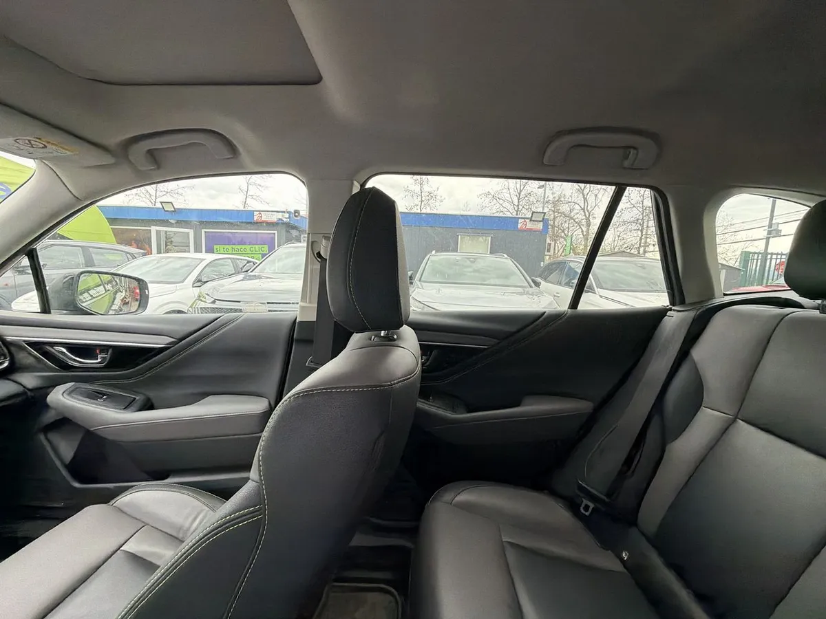 Subaru Outback 2.5i Field Edition Awd Cvt At 5p año 2024