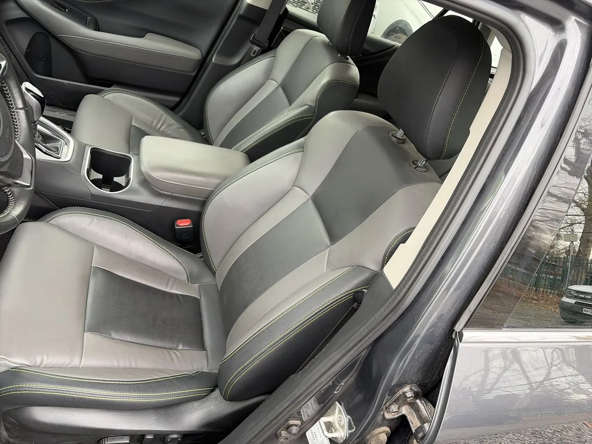 Subaru Outback 2.5i Field Edition Awd Cvt At 5p año 2024