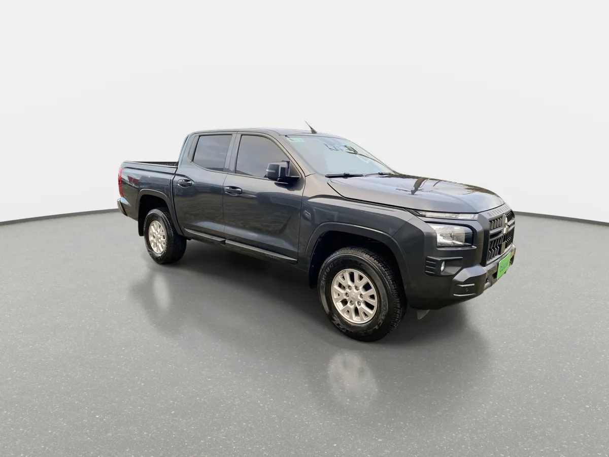 Mitsubishi L200 2.4 Katana Xrt Diesel 4x4 Dob. Cab. Euro6 Mt 4p año 2026