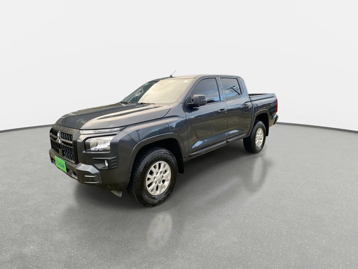 Mitsubishi L200 2.4 Katana Xrt Diesel 4x4 Dob. Cab. Euro6 Mt 4p año 2026