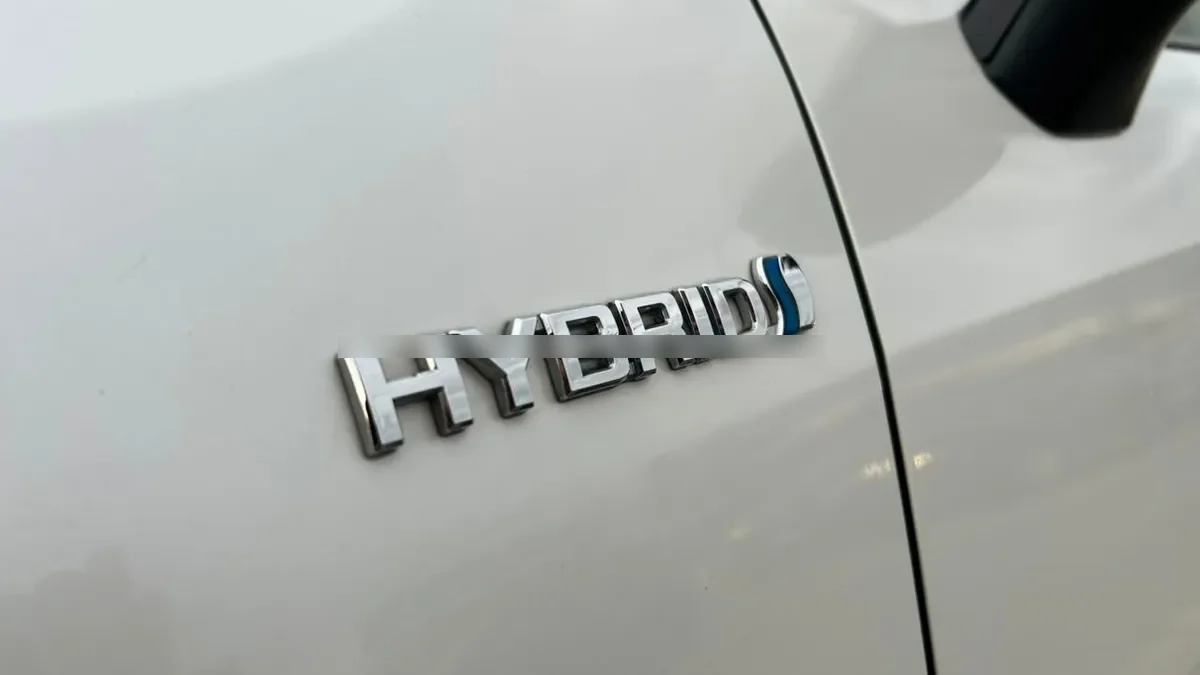 Toyota Rav4 Xle Plus Hybrid Cvt 4x2 2.5 Aut año 2020