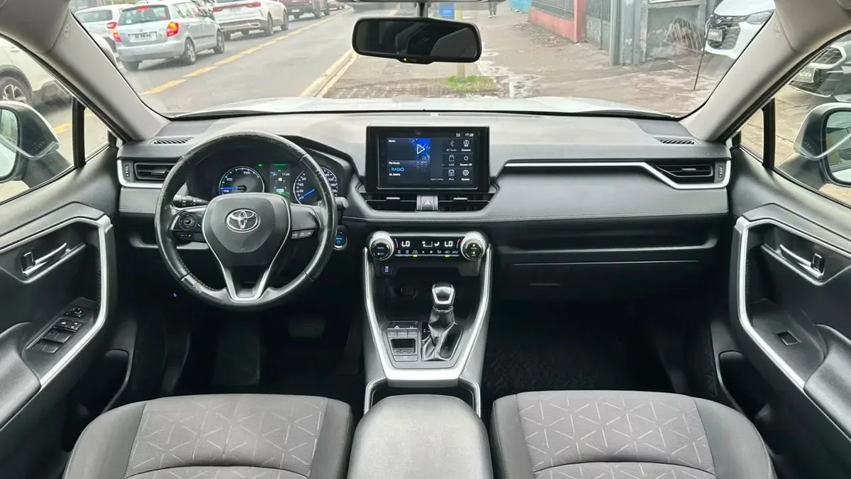 Toyota Rav4 Xle Plus Hybrid Cvt 4x2 2.5 Aut año 2020