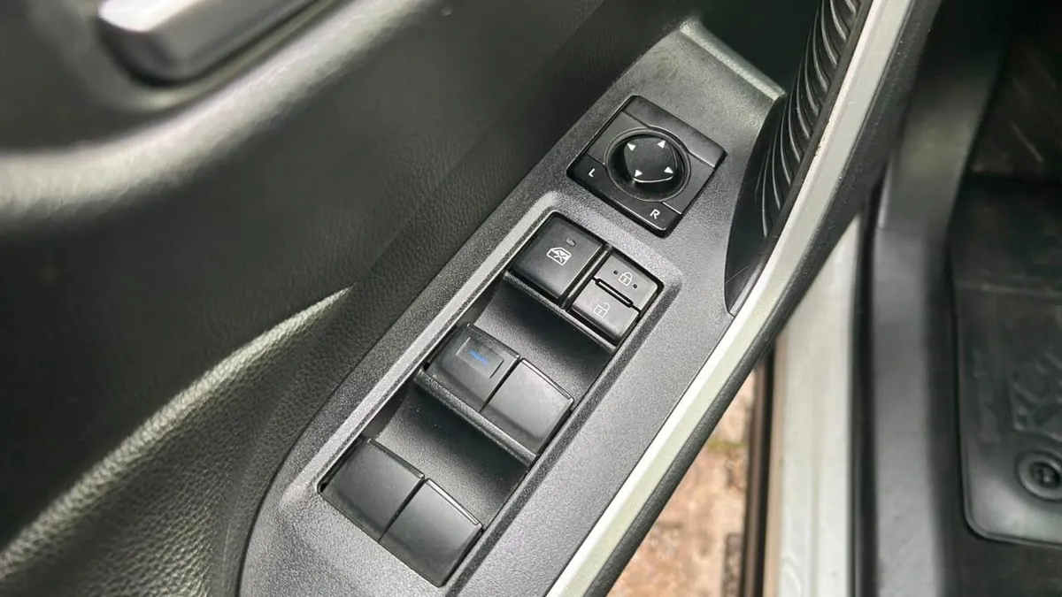 Toyota Rav4 Xle Plus Hybrid Cvt 4x2 2.5 Aut año 2020