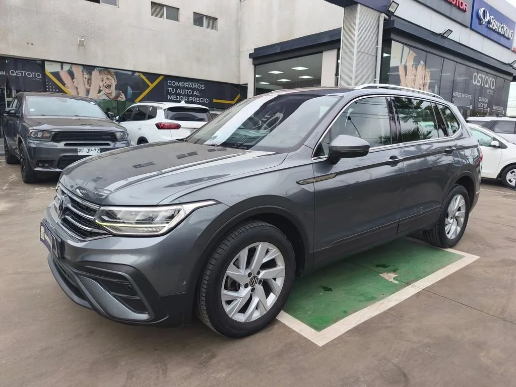 Volkswagen Tiguan 1.4 Tsi Comfortline año 2022