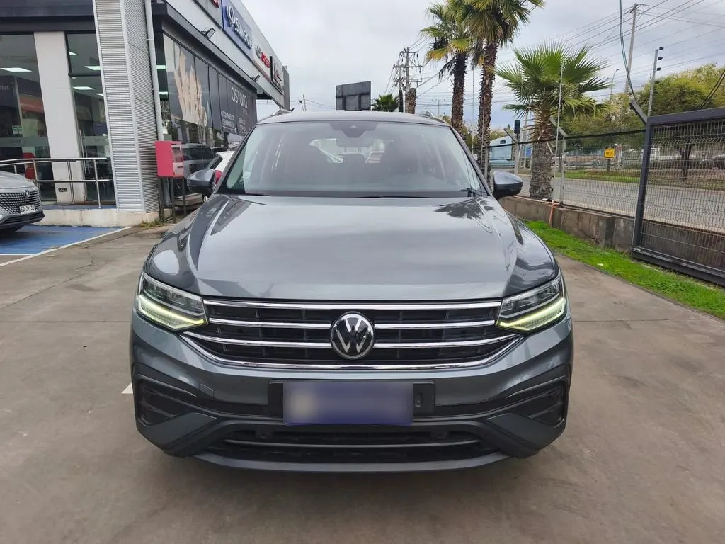 Volkswagen Tiguan 1.4 Tsi Comfortline año 2022