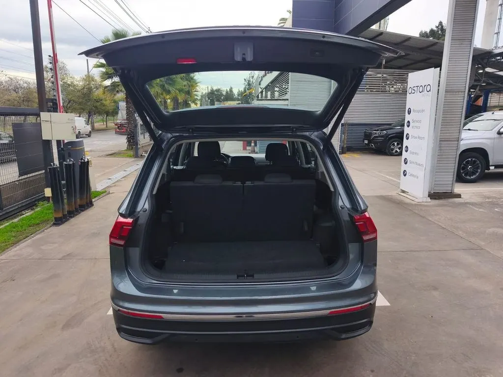 Volkswagen Tiguan 1.4 Tsi Comfortline año 2022