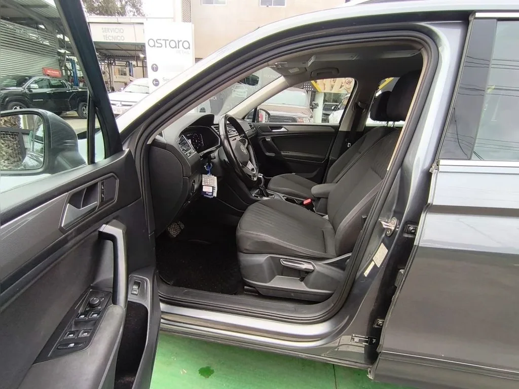 Volkswagen Tiguan 1.4 Tsi Comfortline año 2022