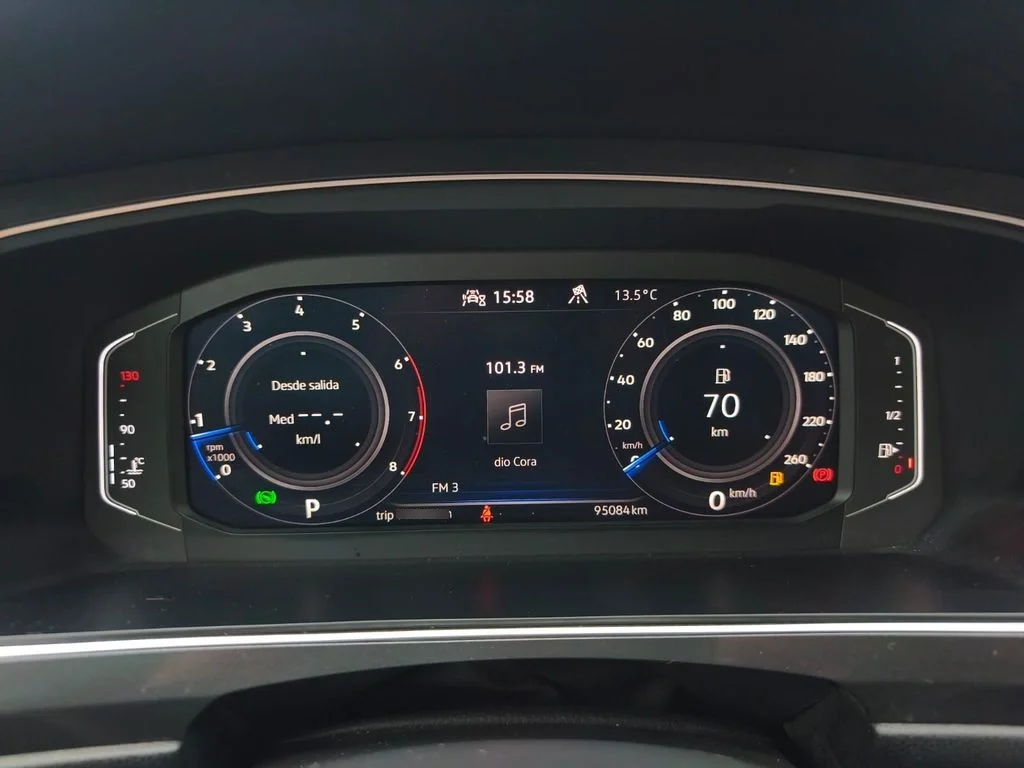 Volkswagen Tiguan 1.4 Tsi Comfortline año 2022