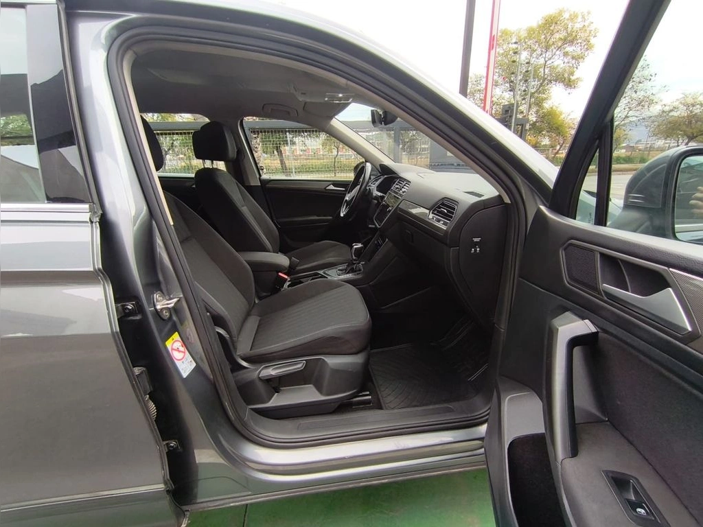 Volkswagen Tiguan 1.4 Tsi Comfortline año 2022