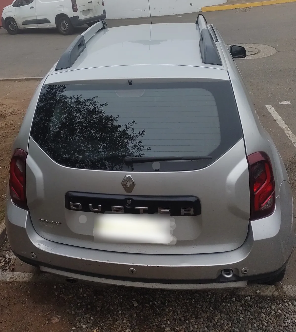 RENAULT DUSTER 1.6 Zen Kit Outdoor Mt año 2018