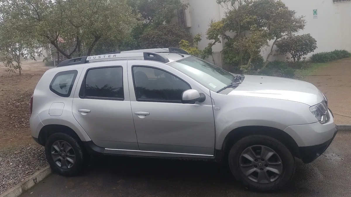 RENAULT DUSTER 1.6 Zen Kit Outdoor Mt año 2018