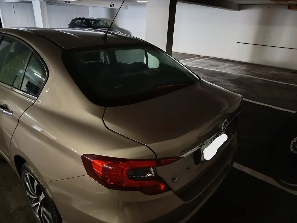 FIAT TIPO 1.6 Lounge L At año 2019