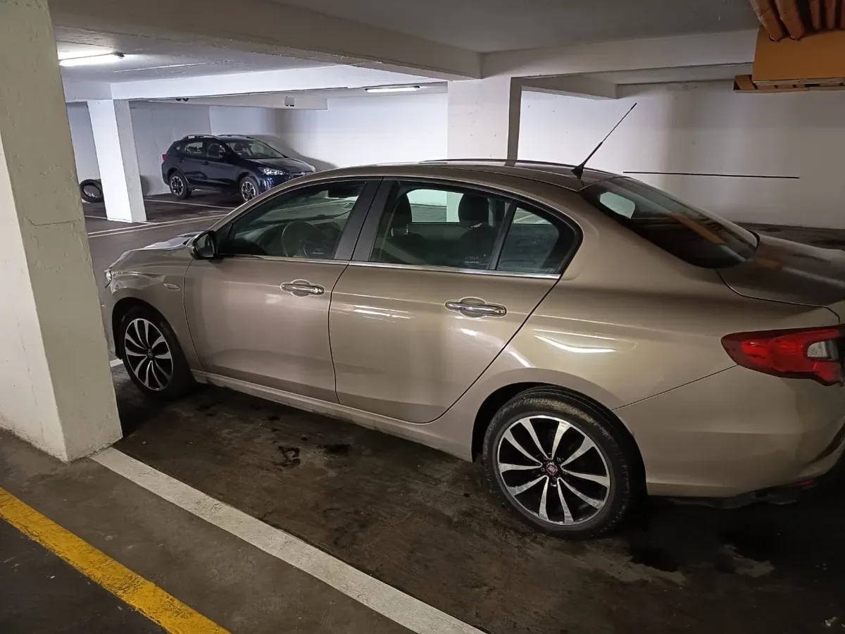 FIAT TIPO 1.6 Lounge L At año 2019