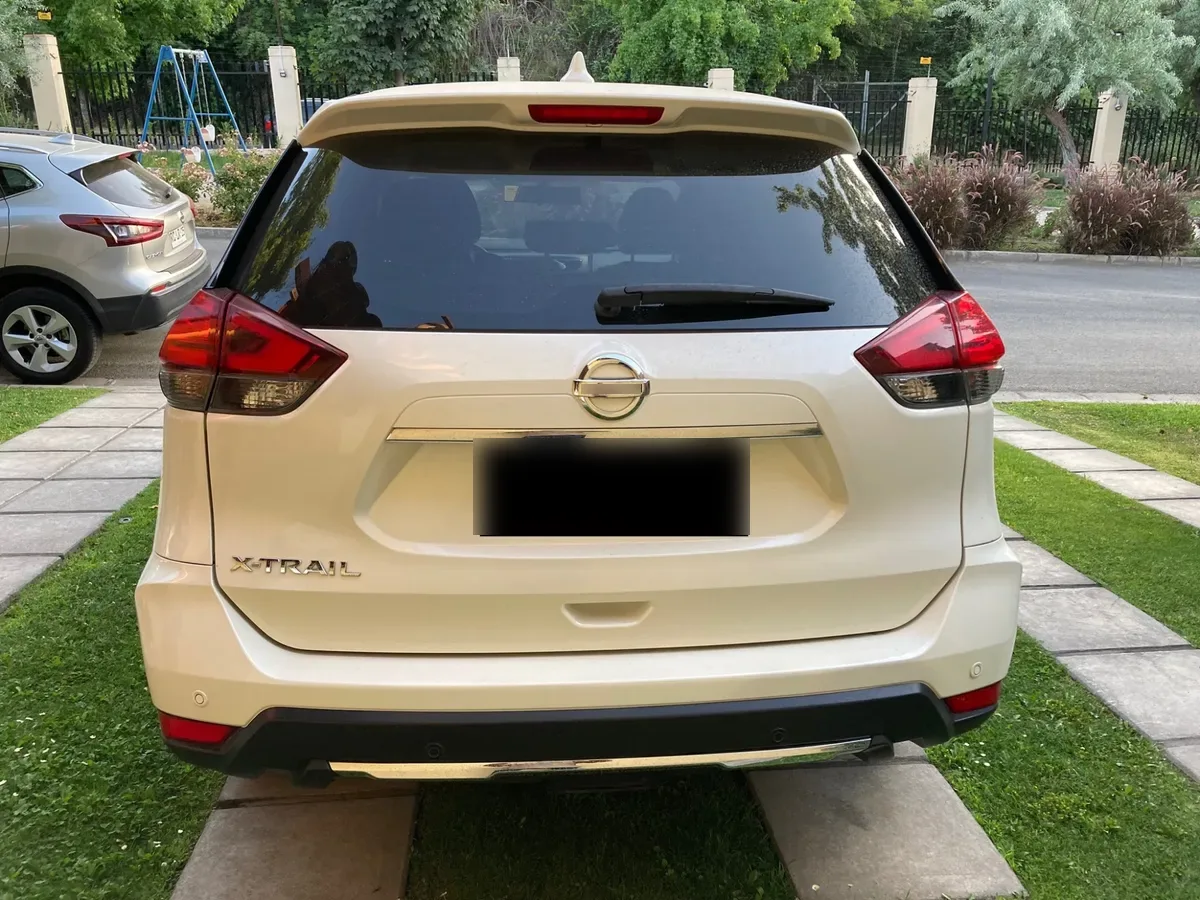 NISSAN X-TRAIL 2.5 Sense At año 2021