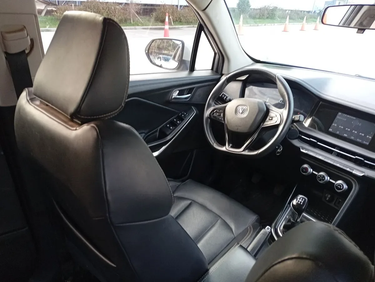 Changan Cs15 1.5 Elite 4x2 Mt 5p año 2023