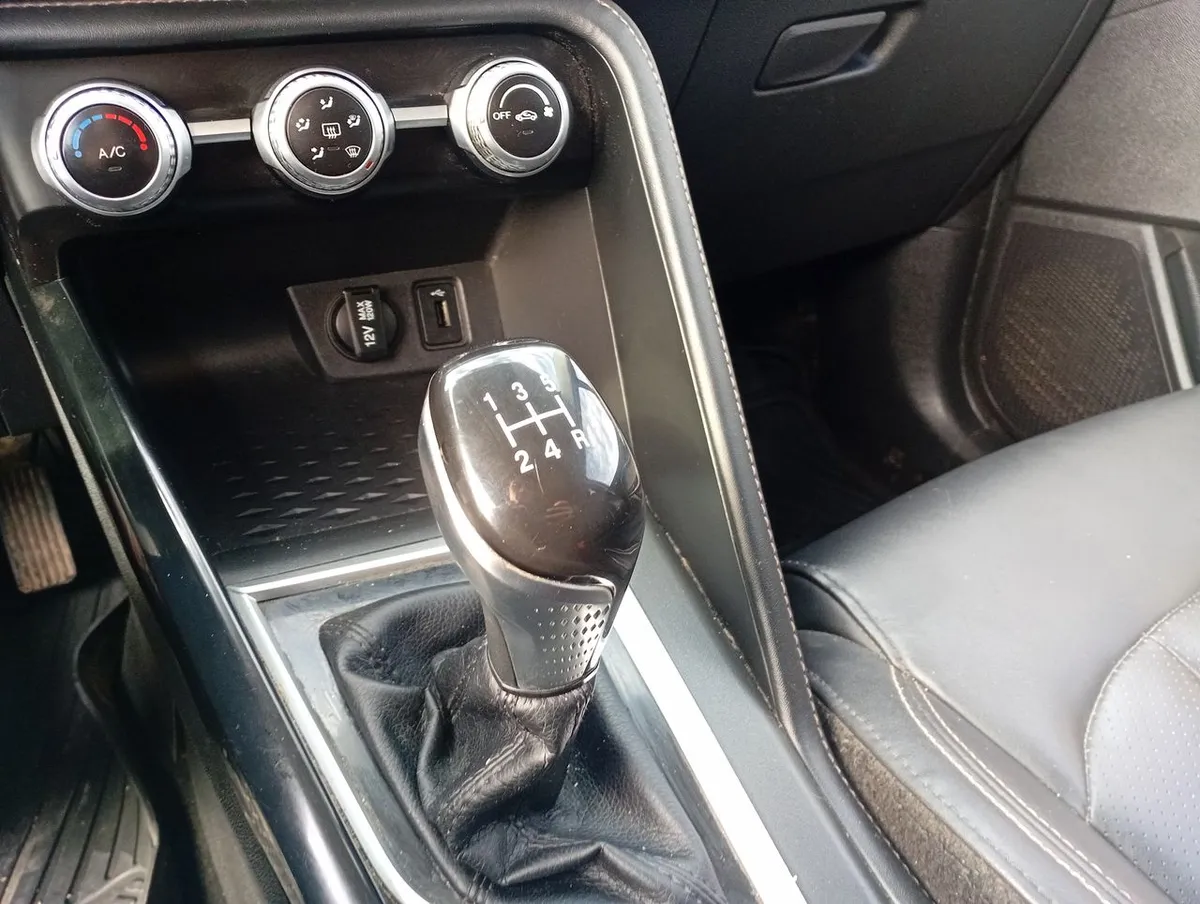 Changan Cs15 1.5 Elite 4x2 Mt 5p año 2023