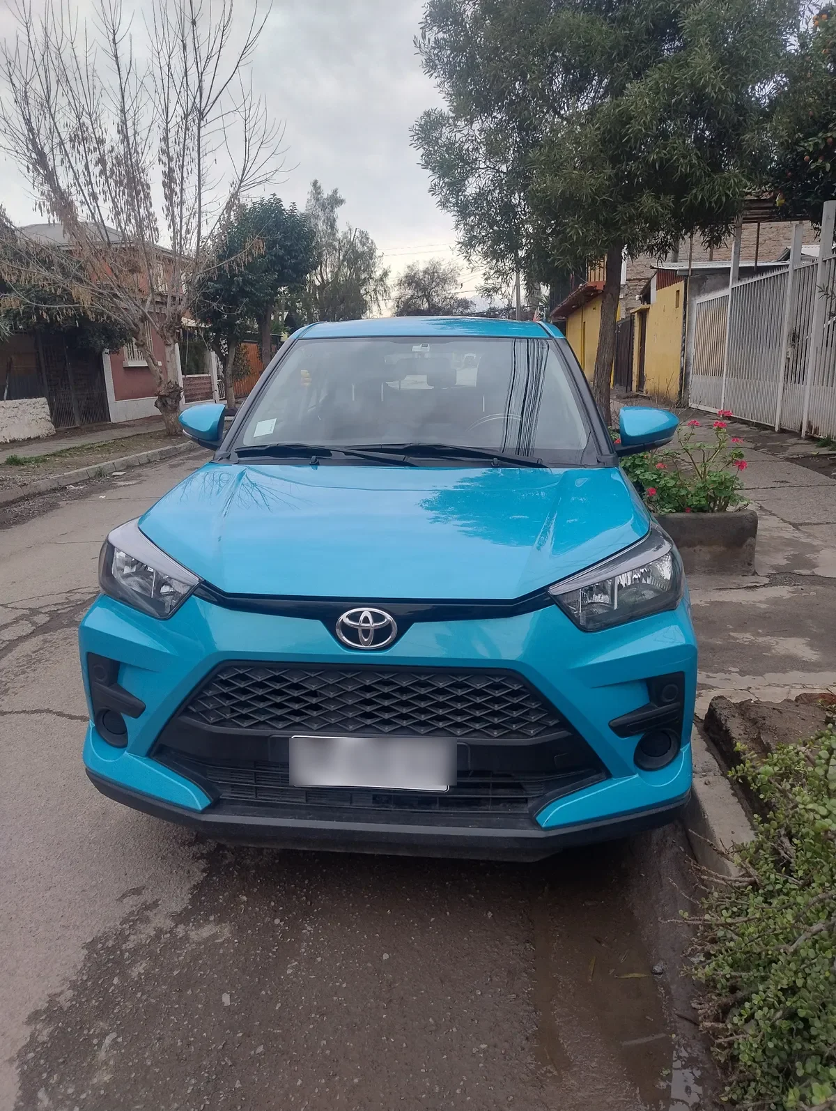 TOYOTA RAIZE 1.2 E Cvt At año 2023