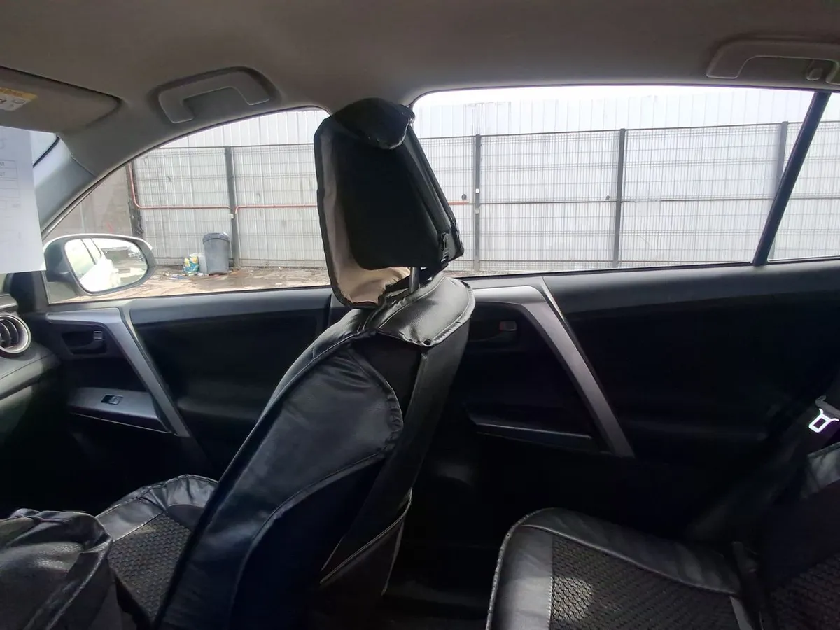 Toyota Rav 4 2.0 Standard 4x2 Mt 5p año 2019