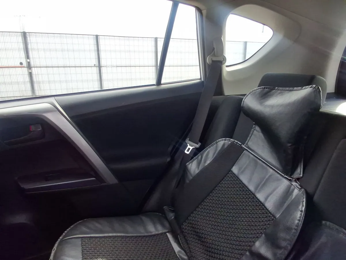 Toyota Rav 4 2.0 Standard 4x2 Mt 5p año 2019