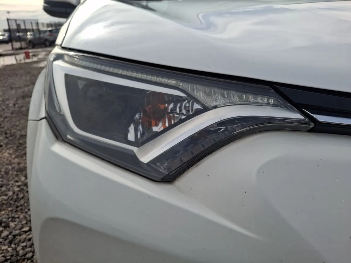 Toyota Rav 4 2.0 Standard 4x2 Mt 5p año 2019