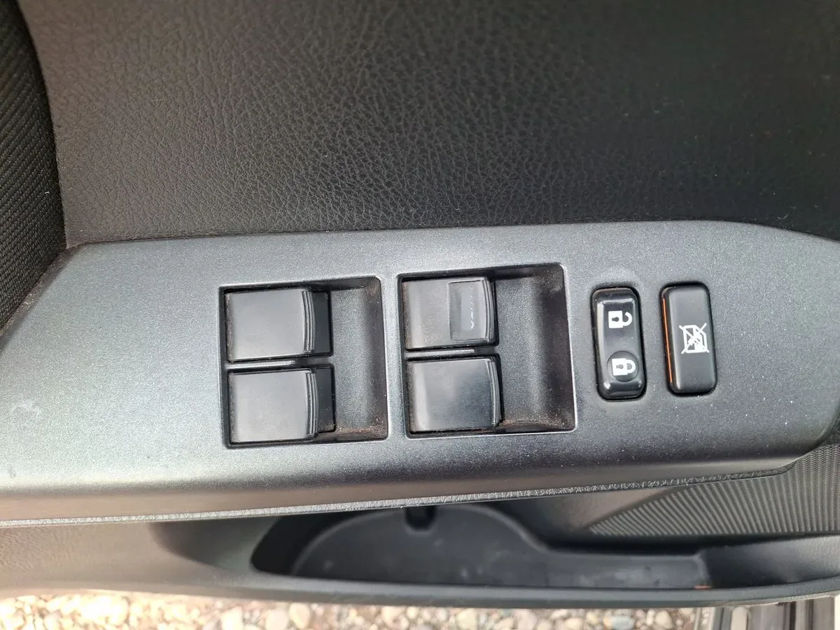 Toyota Rav 4 2.0 Standard 4x2 Mt 5p año 2019