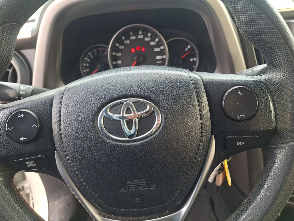 Toyota Rav 4 2.0 Standard 4x2 Mt 5p año 2019