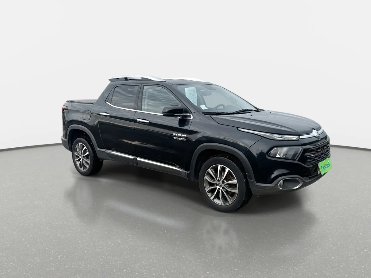 Ram 1000 2.0 Laramie 4x4 Dob. Cab. At 4p año 2021