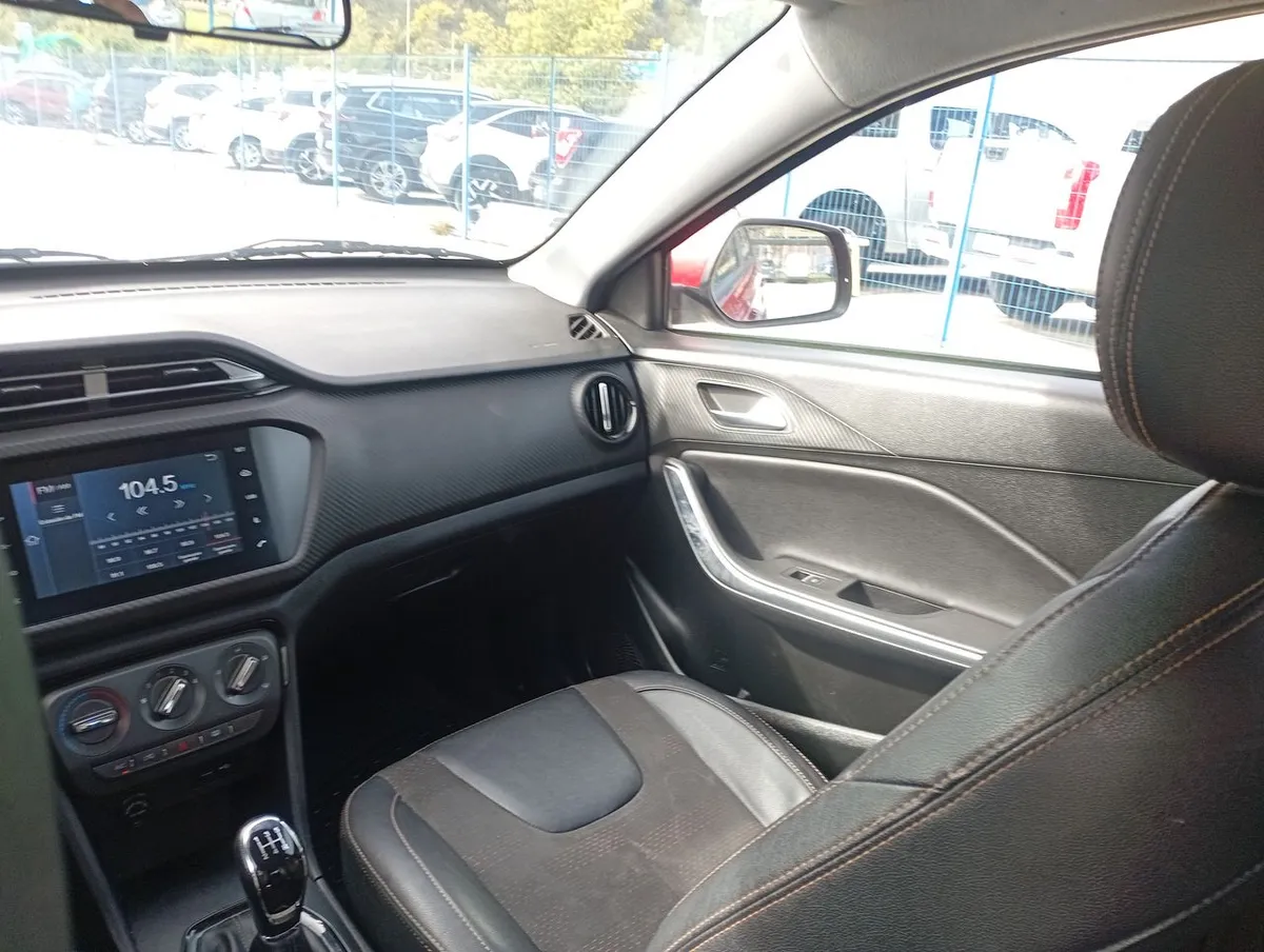 Chery Tiggo 2 1.5 Vvt Gls 4x2 Mt 5p año 2023