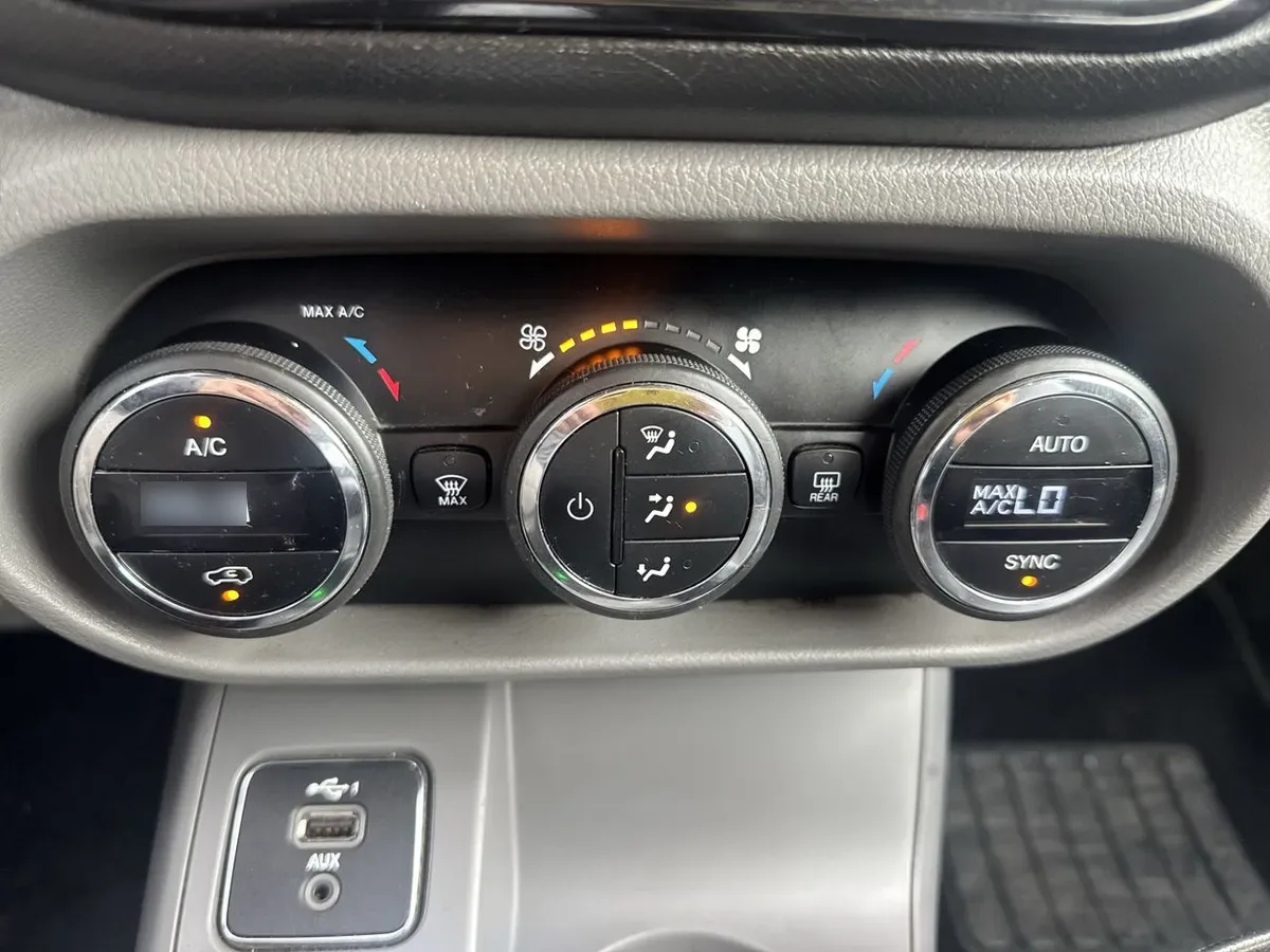 Ram 1000 2.0 Laramie 4x4 Dob. Cab. At 4p año 2021