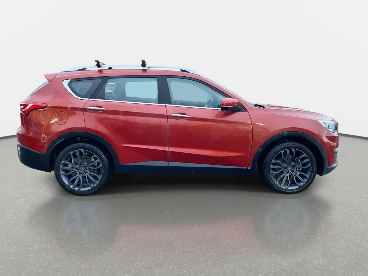 Jetour X70 1.5t Glx 4x2 At 5p año 2022