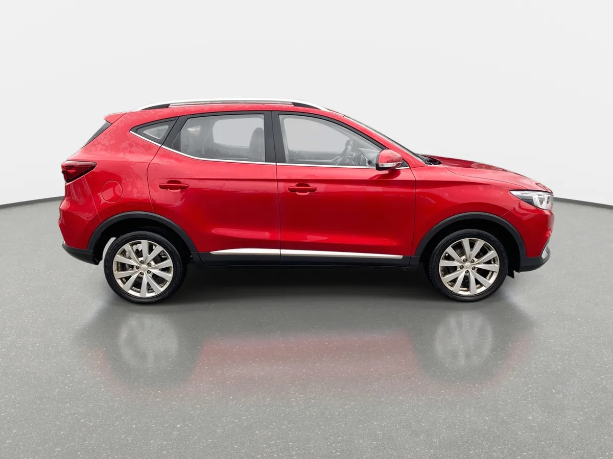 MG Mg Zs 1.5 Std 4x2 At 5p año 2023