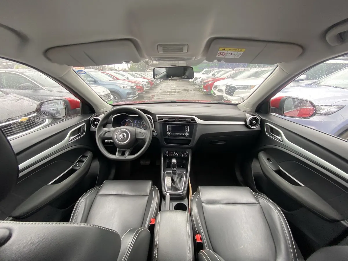 MG Mg Zs 1.5 Std 4x2 At 5p año 2023
