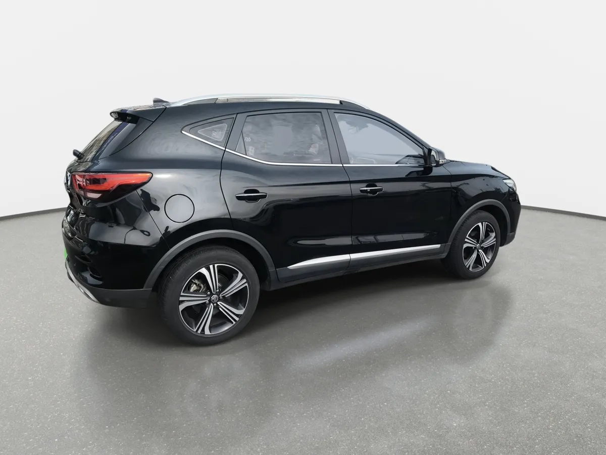 MG Mg Zx 1.5 Dlx 4x2 Cvt At 5p año 2023