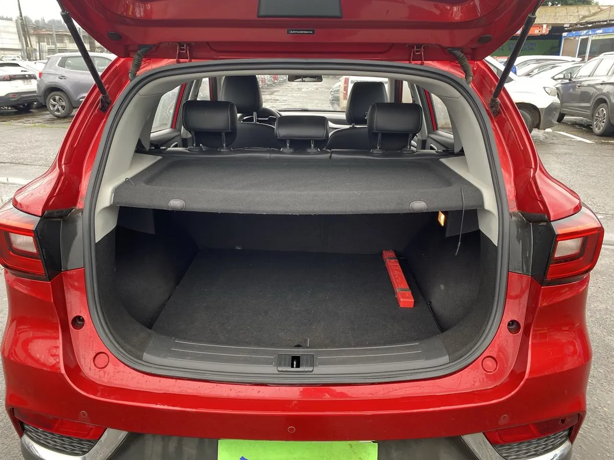MG Mg Zs 1.5 Std 4x2 At 5p año 2023