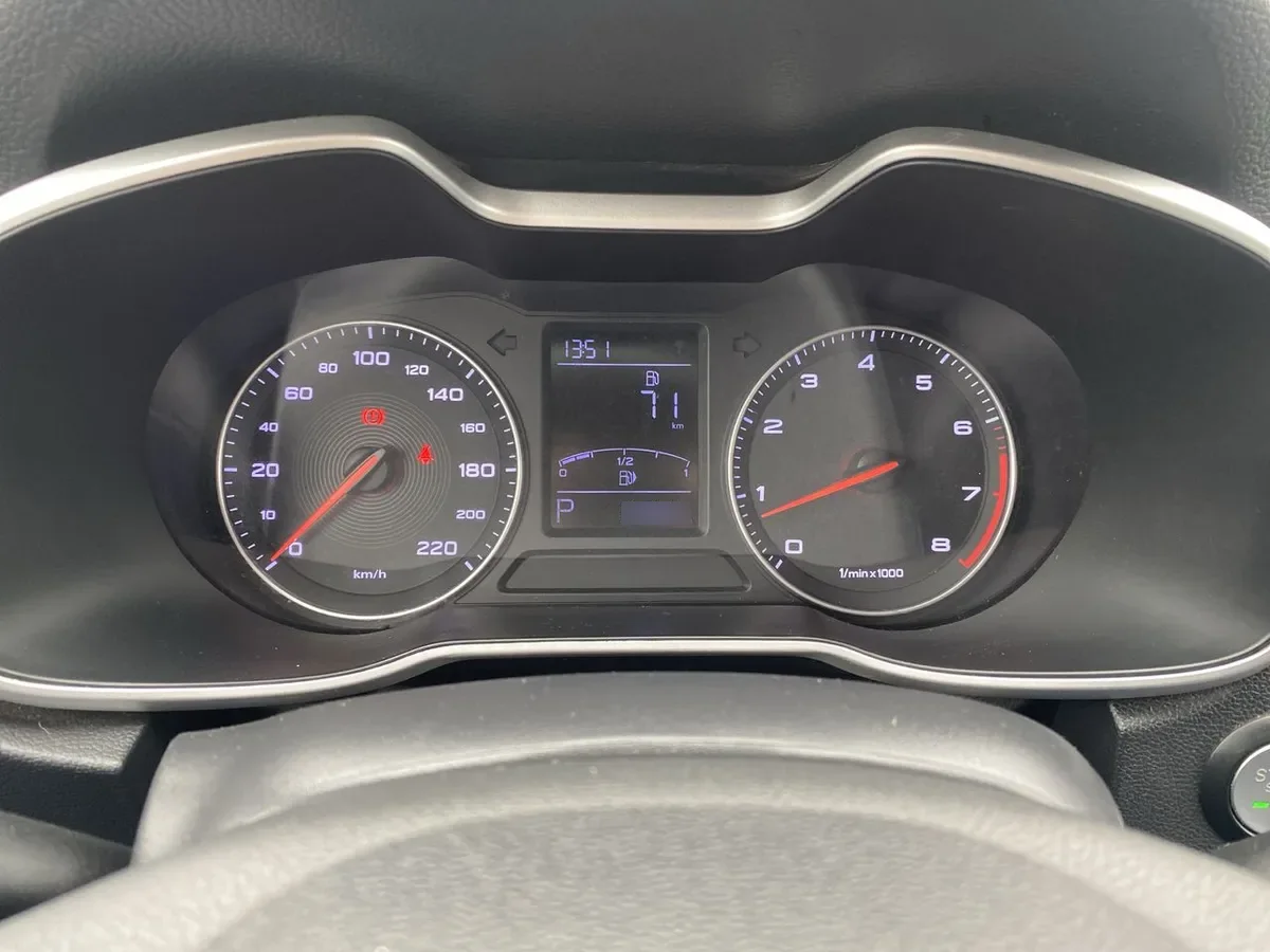 MG Mg Zs 1.5 Std 4x2 At 5p año 2023
