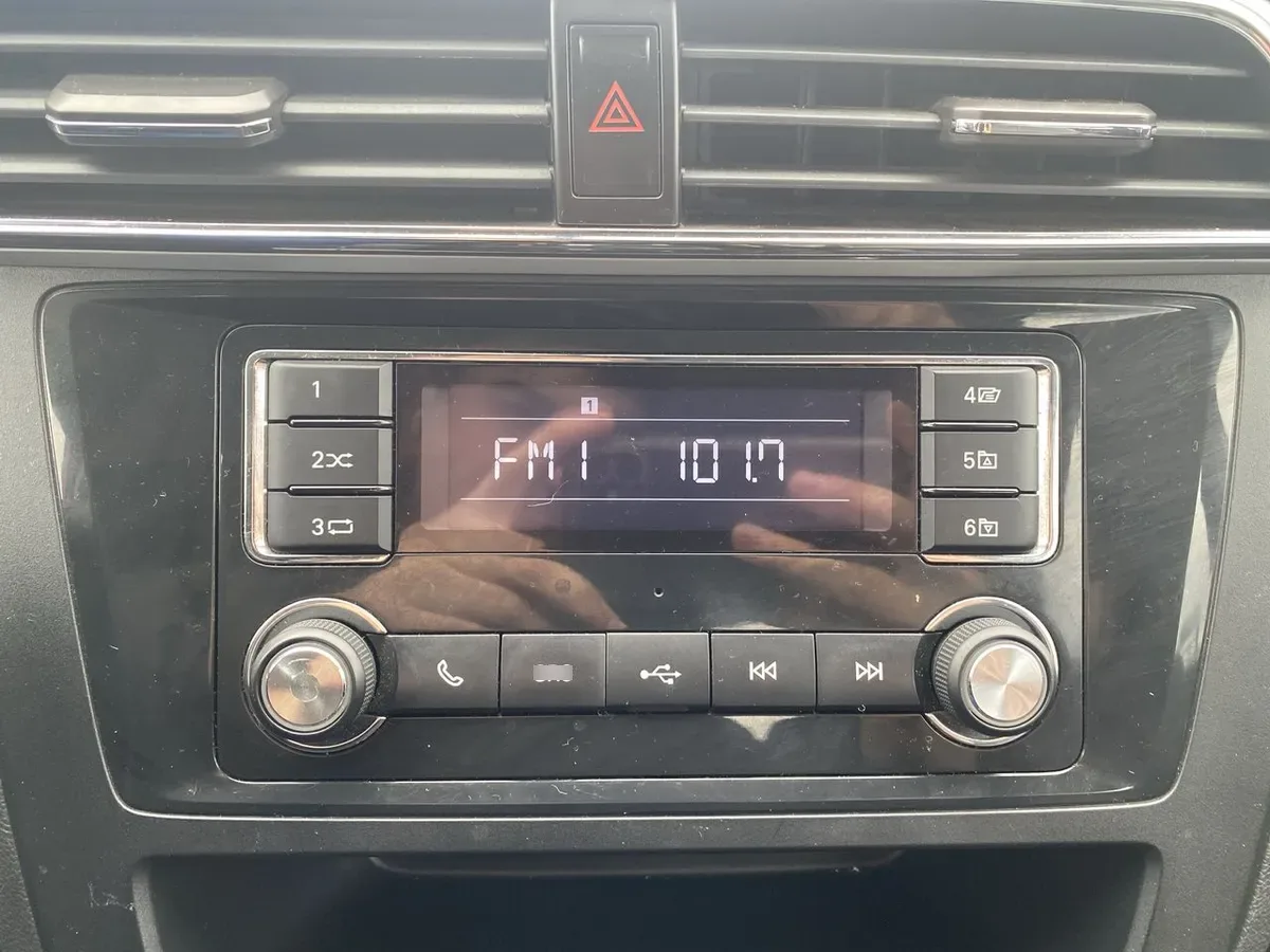 MG Mg Zs 1.5 Std 4x2 At 5p año 2023