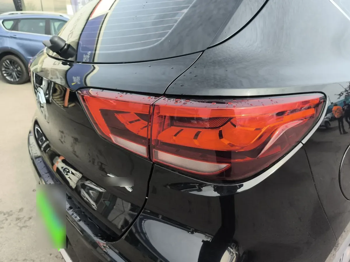 MG Mg Zx 1.5 Dlx 4x2 Cvt At 5p año 2023