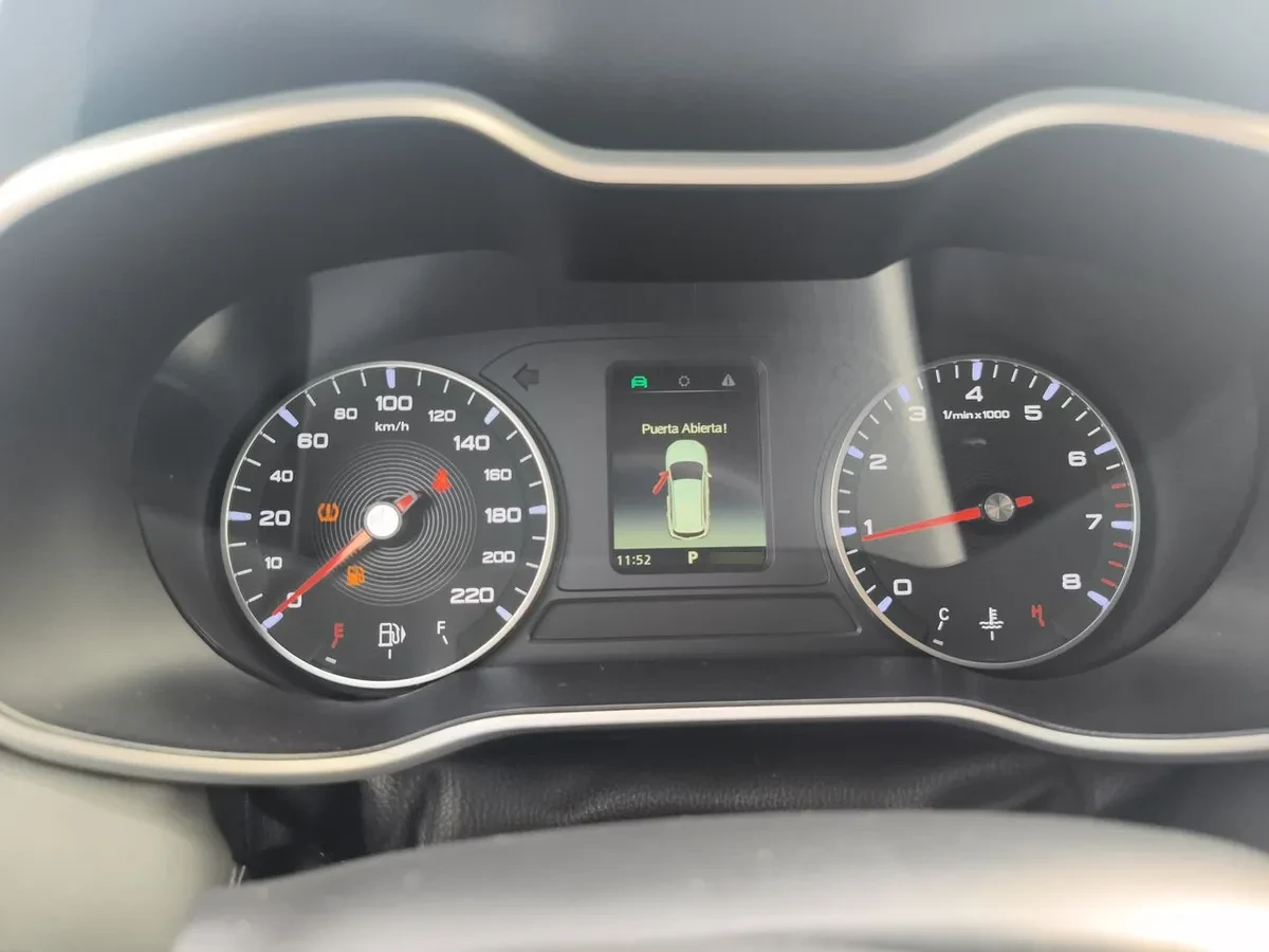 MG Mg Zx 1.5 Dlx 4x2 Cvt At 5p año 2023