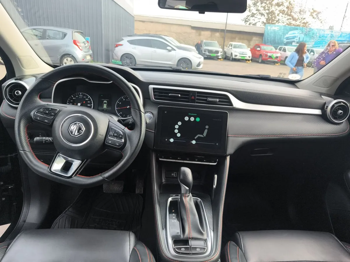 MG Mg Zx 1.5 Dlx 4x2 Cvt At 5p año 2023