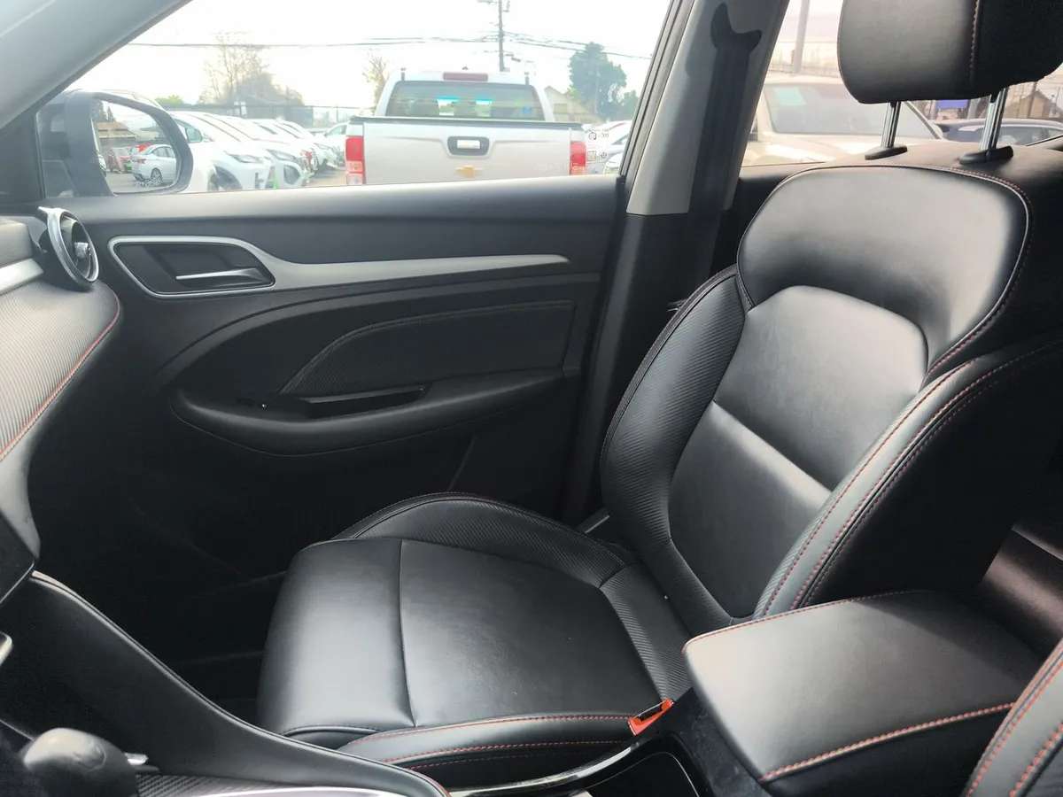 MG Mg Zx 1.5 Dlx 4x2 Cvt At 5p año 2023