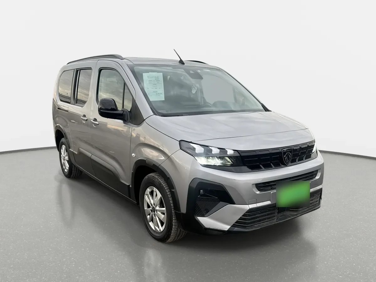 Peugeot Rifter 1.5 Mca Allure Bluehdi Diesel 100 4x2 Mt 5p año 2025